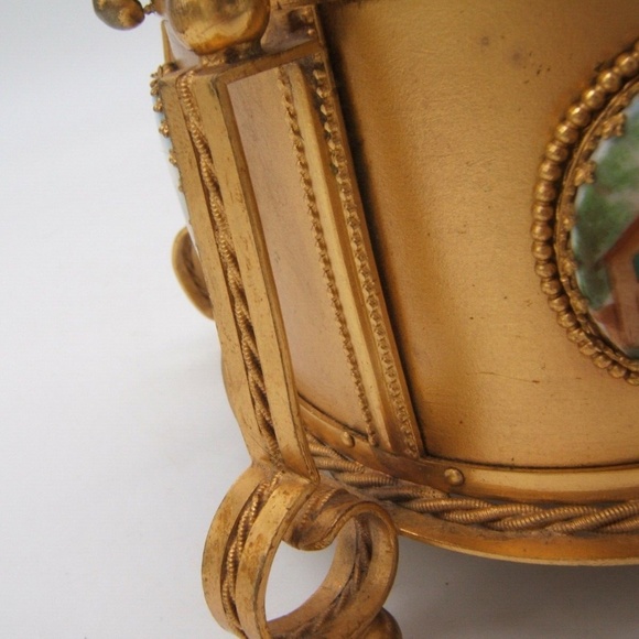 Guttin Bronze Porcelain Cameo Casket Box - Picture 8 of 12